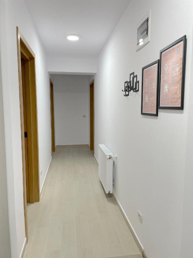 Cosy&Minimalistic Apartments - Haret Building Сіная Екстер'єр фото