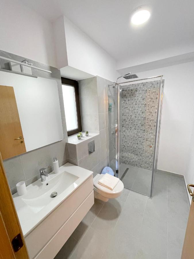 Cosy&Minimalistic Apartments - Haret Building Сіная Екстер'єр фото